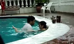 सोफे पर समलैंगिक कर मौखिक सेक्स एचडी में सेक्सी मूवी