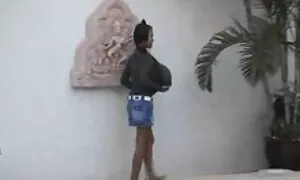 काले मोज़ा में एक वेटर अपने गुरु को देने के लिए और उच्च से कठिन उधार सेक्सी इंग्लिश मूवी सेक्सी इंग्लिश मूवी