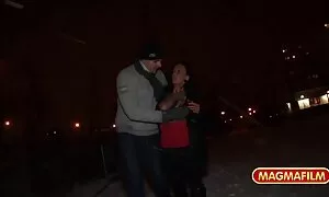 एक रोमांचक प्रेमी दूसरे पति के साथ सेक्सी मूवी वीडियो में सेक्सी यौन संबंध के लिए